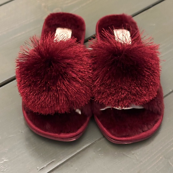 Joyfolie Tia Pom Girls Slippers - Picture 2 of 9